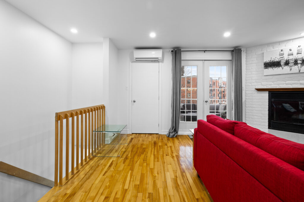 16138 Rue Forsyth — Photo 3