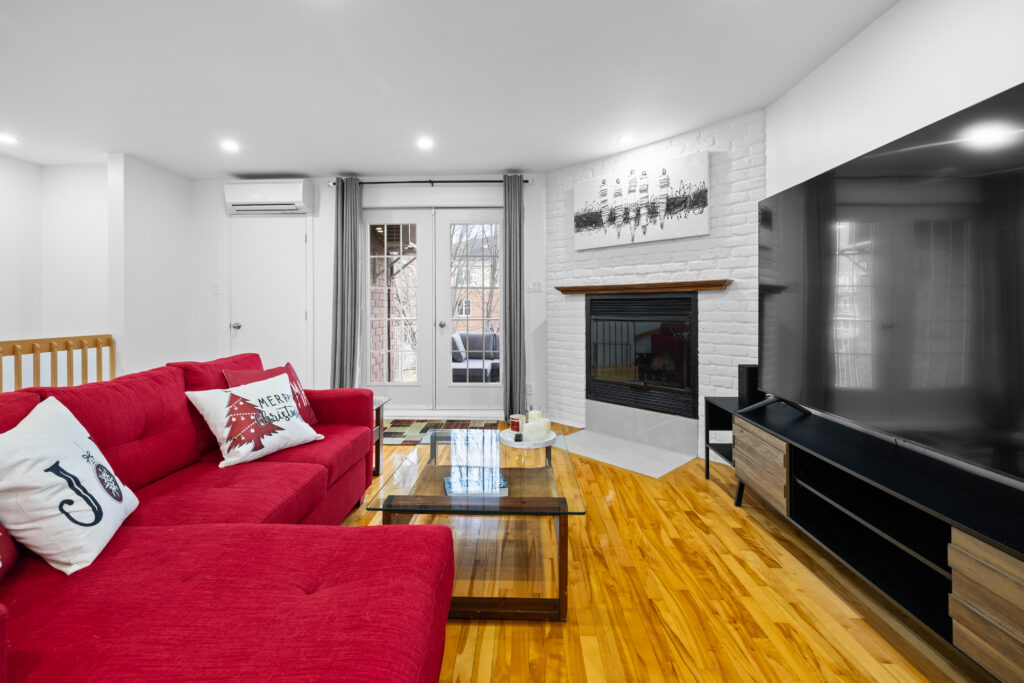 16138 Rue Forsyth — Photo 4