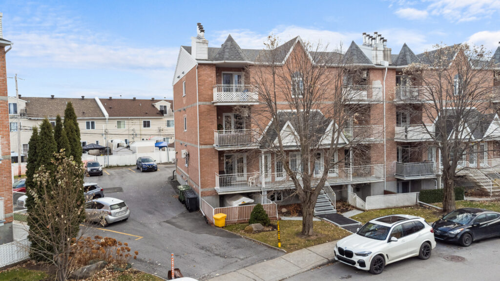16138 Rue Forsyth — Photo 39