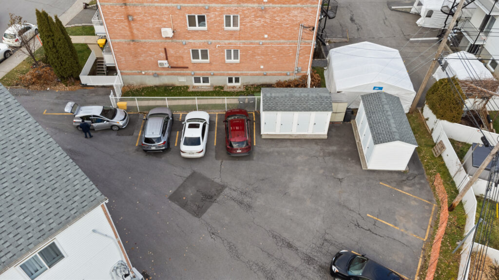 16138 Rue Forsyth — Photo 43